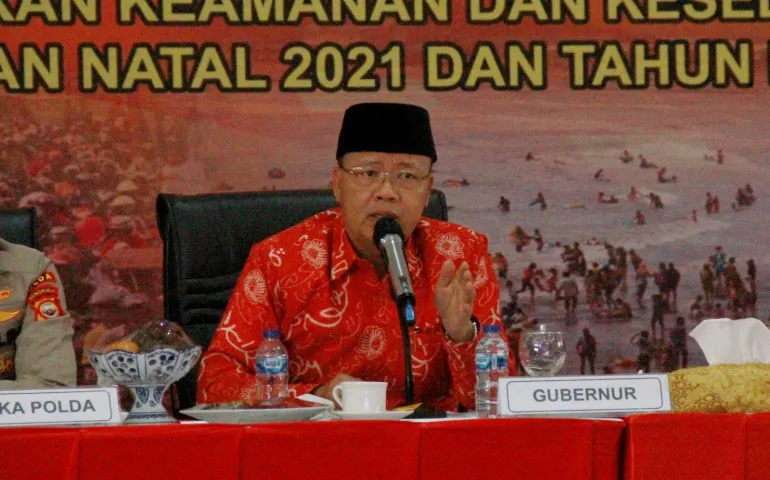  Gubernur Rohidin pada Rapat Koordinasi Lintas Sektoral Operasi Lilin Nala 2021(Sbp/Va/Mc.003)